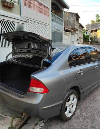 HONDA CIVIC 1.8 LXS 16V FLEX 4P MANUAL